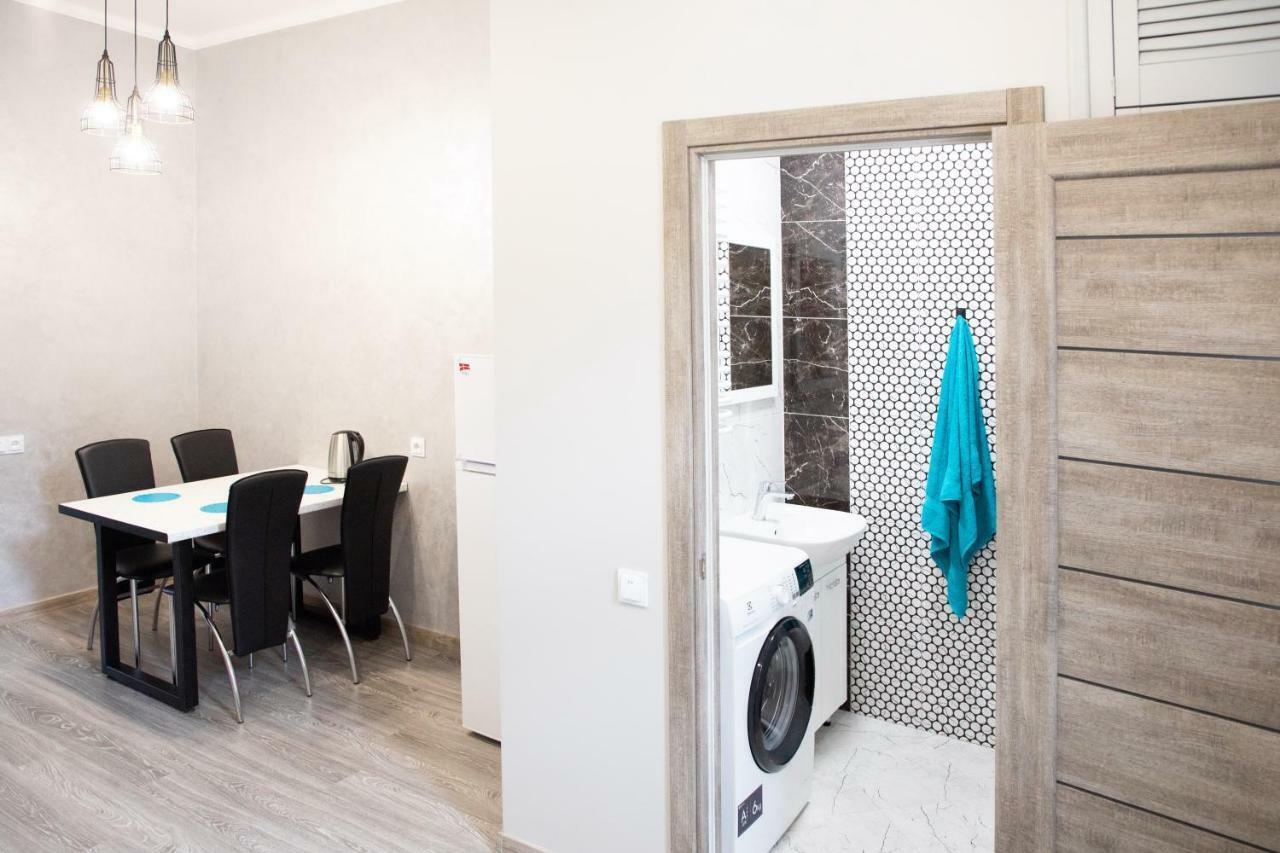 Kit Apartament Apartment ลวีฟ ภายนอก รูปภาพ