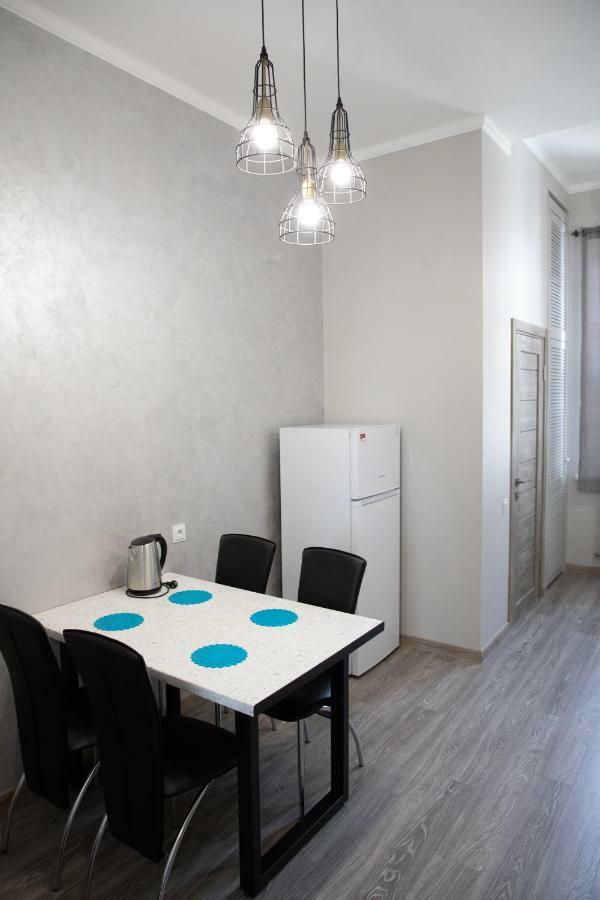 Kit Apartament Apartment ลวีฟ ภายนอก รูปภาพ
