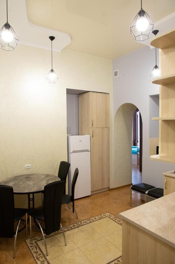 Kit Apartament Apartment ลวีฟ ภายนอก รูปภาพ